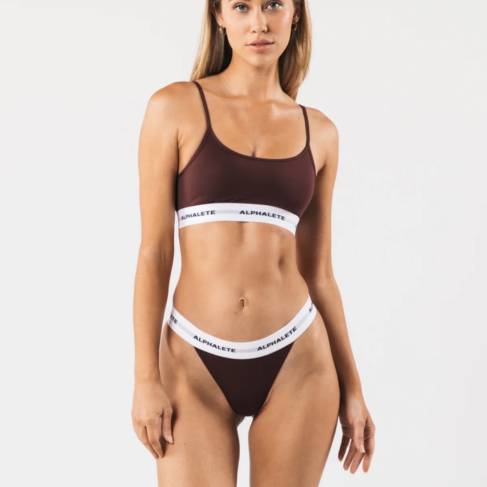 Alphalete Acute Cami Bralette